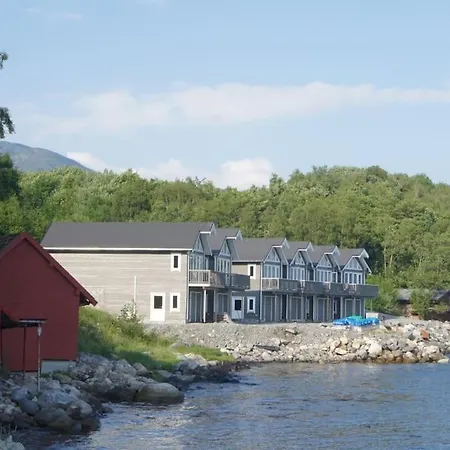 Helt Ny Rorbu Pa Slyngstad I Kommune *