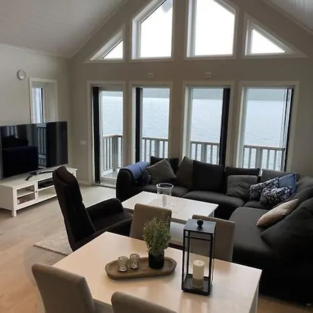 Ferienhaus Helt Ny Rorbu Pa Slyngstad I Kommune Ålesund